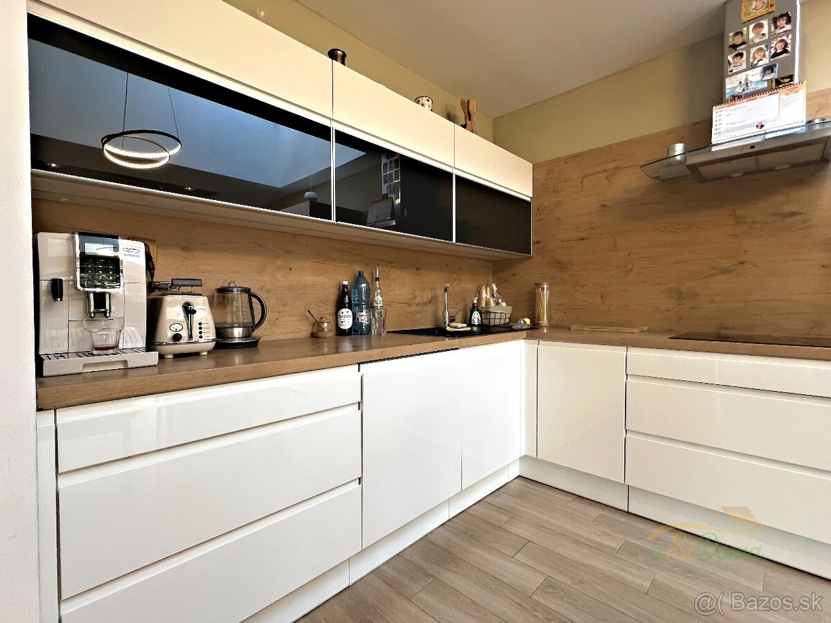 Útulný rodinný dom s výhľadom a terasou, Košice - Krásna