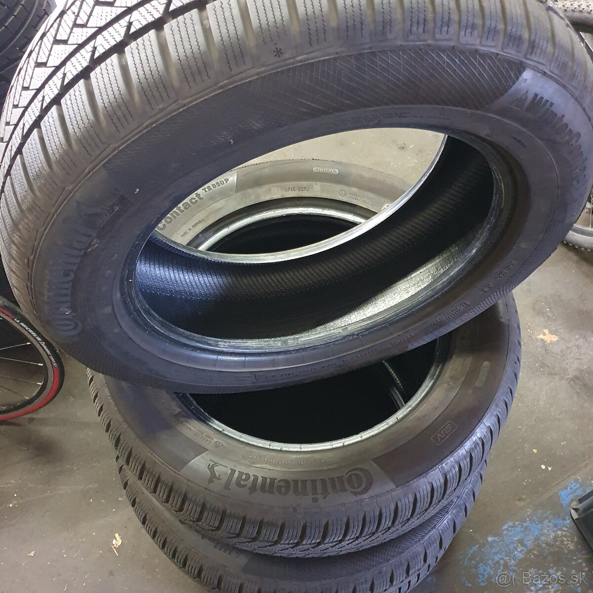 Zimné pneumatiky 235/60 R18 XL Continental