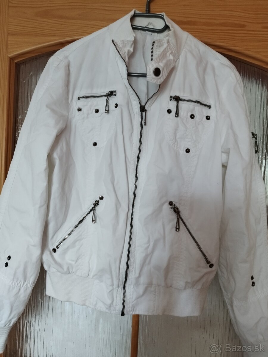 Jarná  dámska bunda veľkosť M