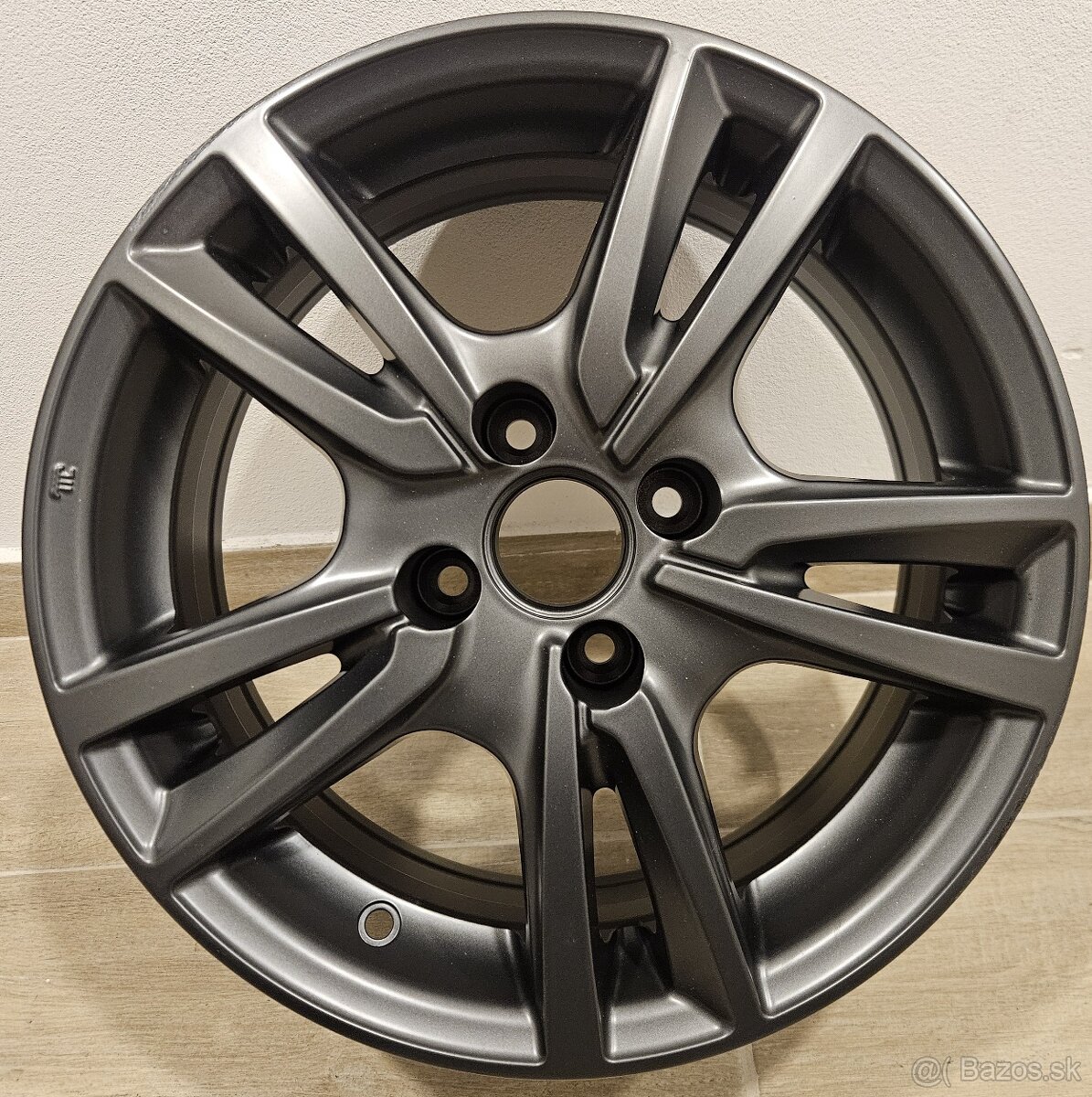 Atraktívne grafitové disky MAK - 4x100 r15