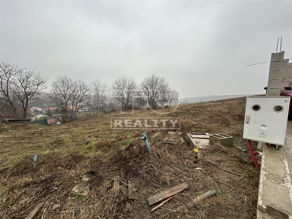 Stavebný pozemok Tepličky