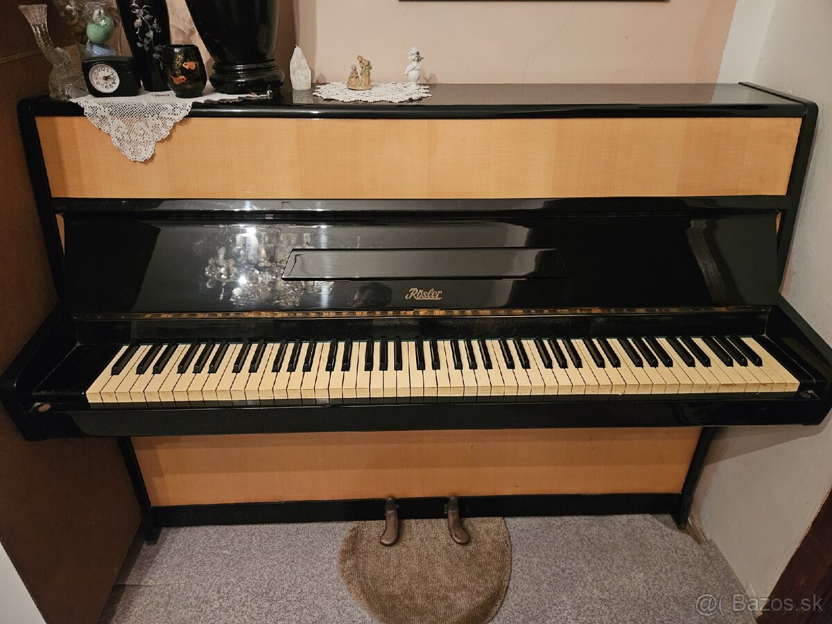 Klavir / pianino Rosler