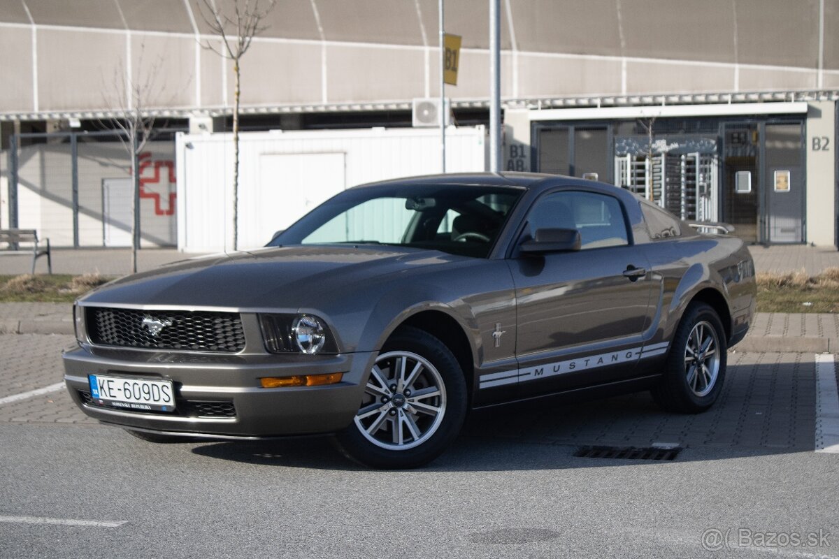 Ford Mustang 155kW (2004)