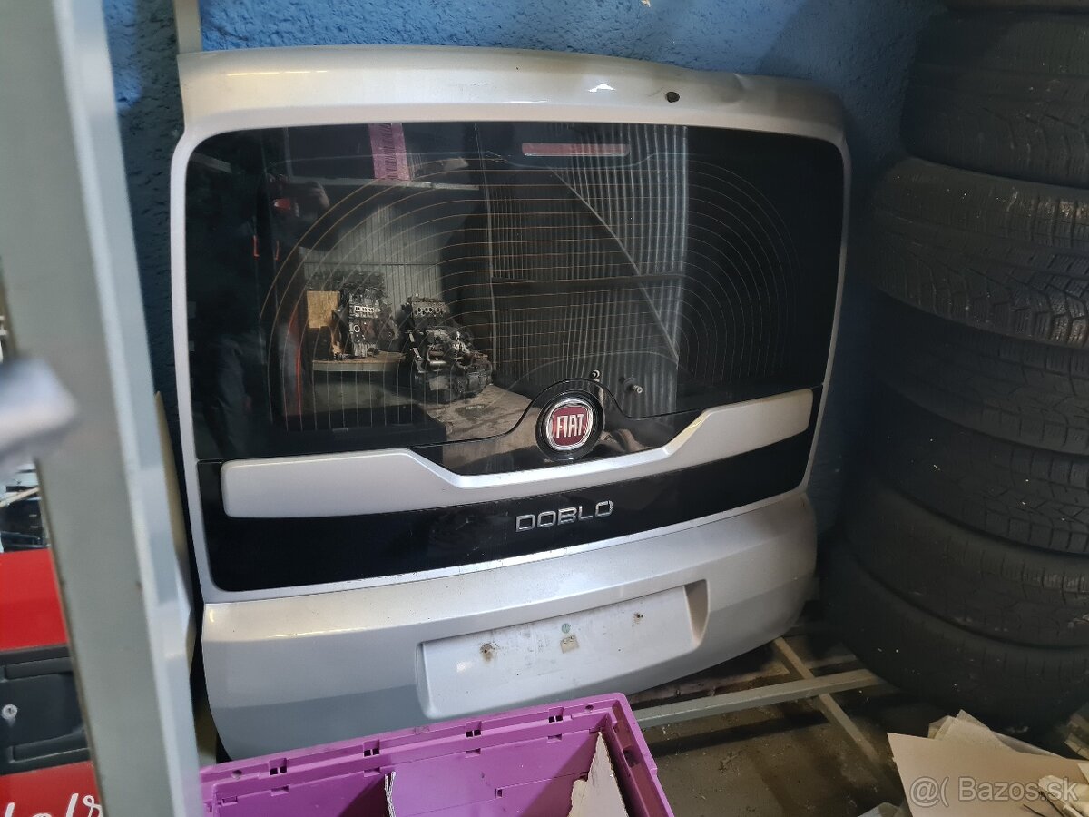 Zadný kufor Fiat Doblo