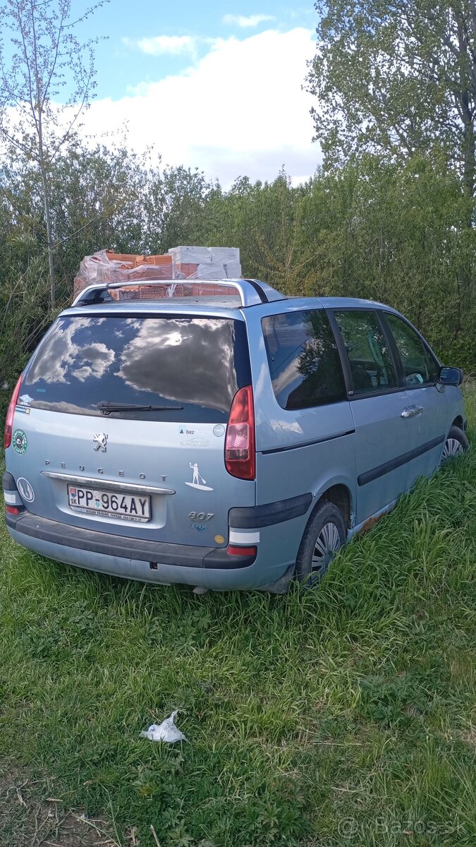 Predám Peugeot 807