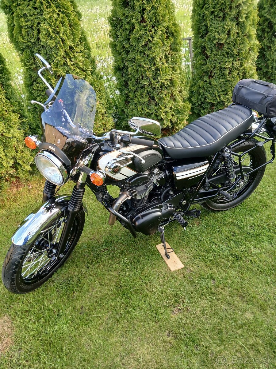Kawasaki W800