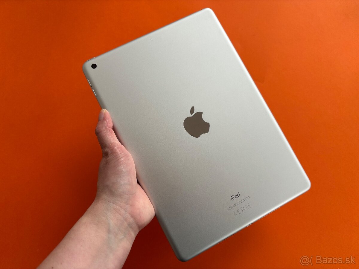 iPad 8. Generácia 11 - palcový 32GB Silver