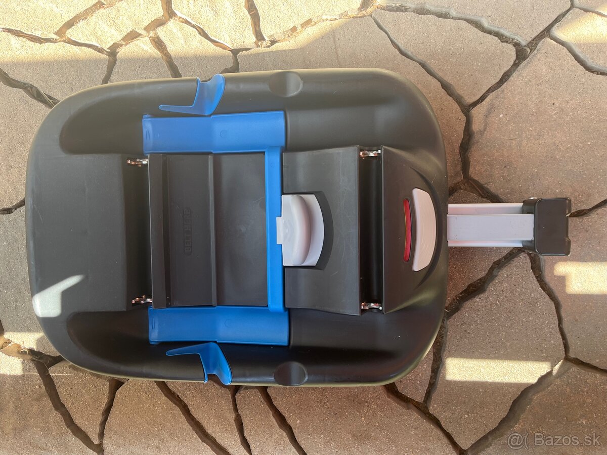 ISOFIX základňa