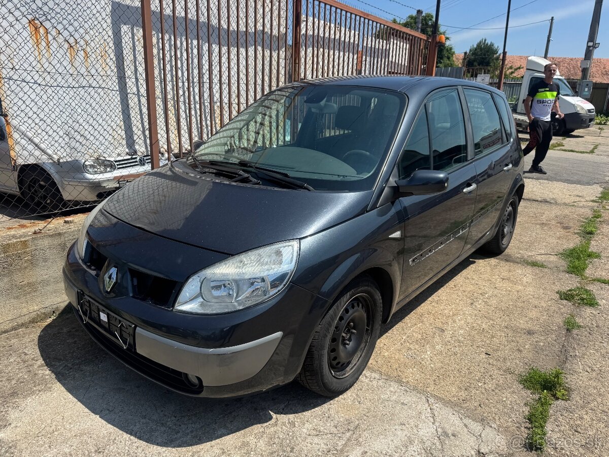 RENAULT MEGANE SCENIC 2006 na nahradne diely