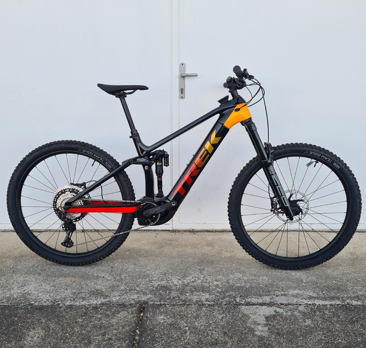 Trek Rail 9.8 XT