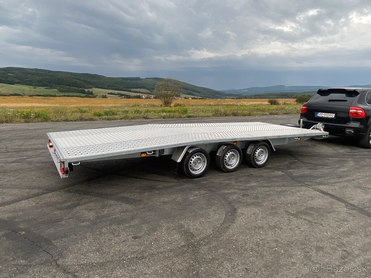 Novy Autoprepravnik 3 nápravy 3500kg