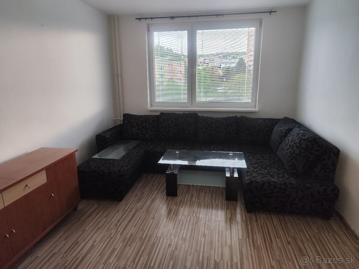 Prenájom 2-izbovy byt centrum Hlohovec