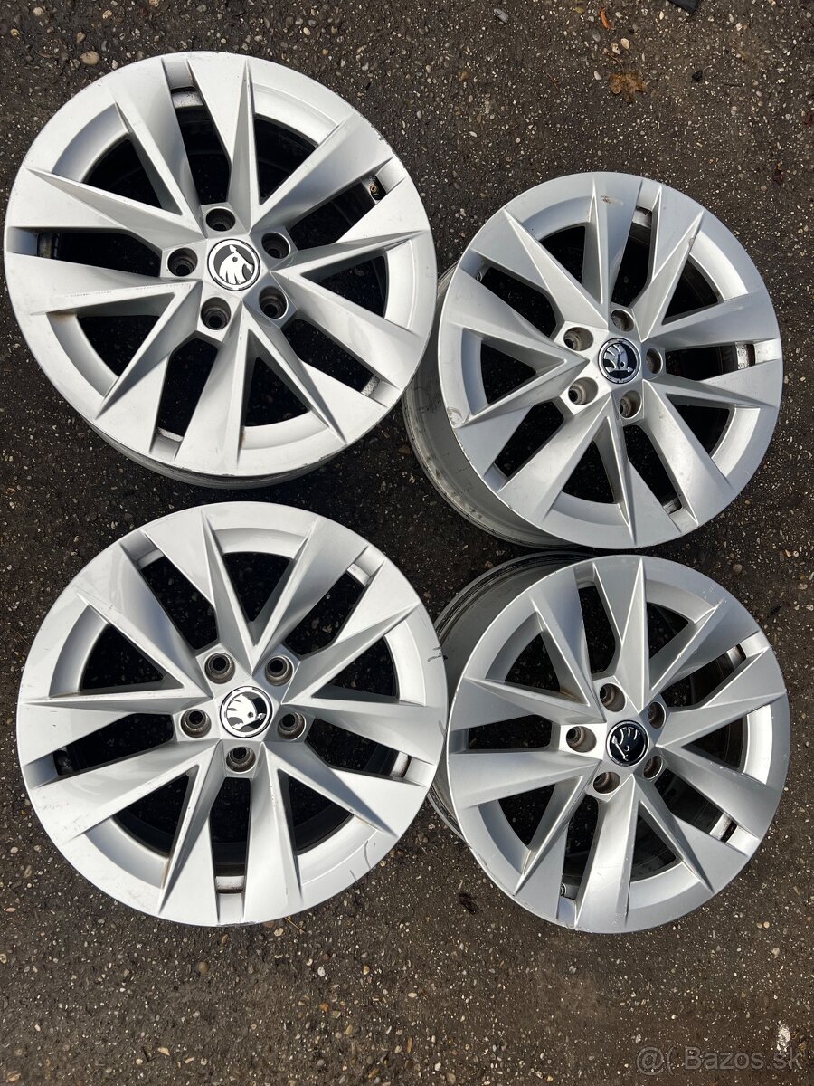 Octavia 4 R17