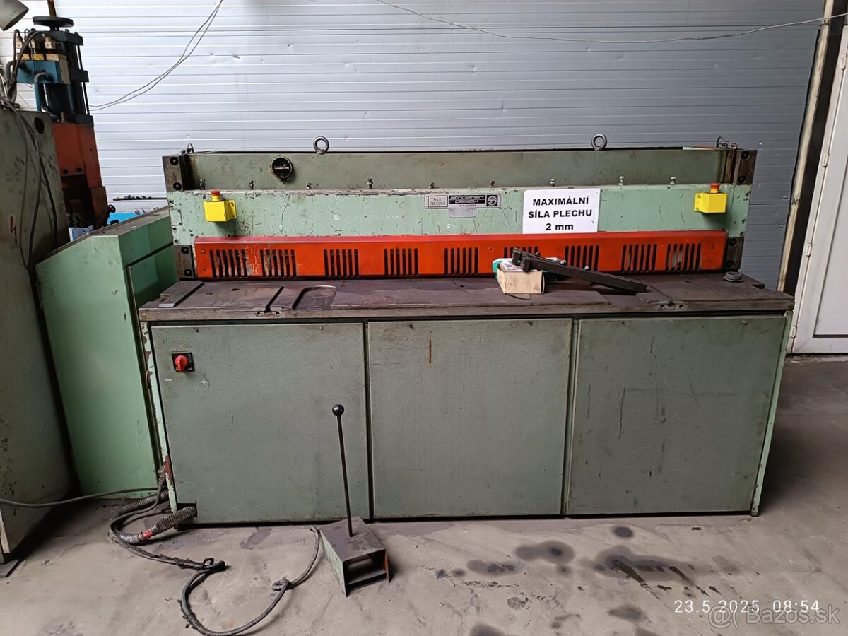 Tabulové nůžky PIESOK NTE 2000/2.5B (8501)