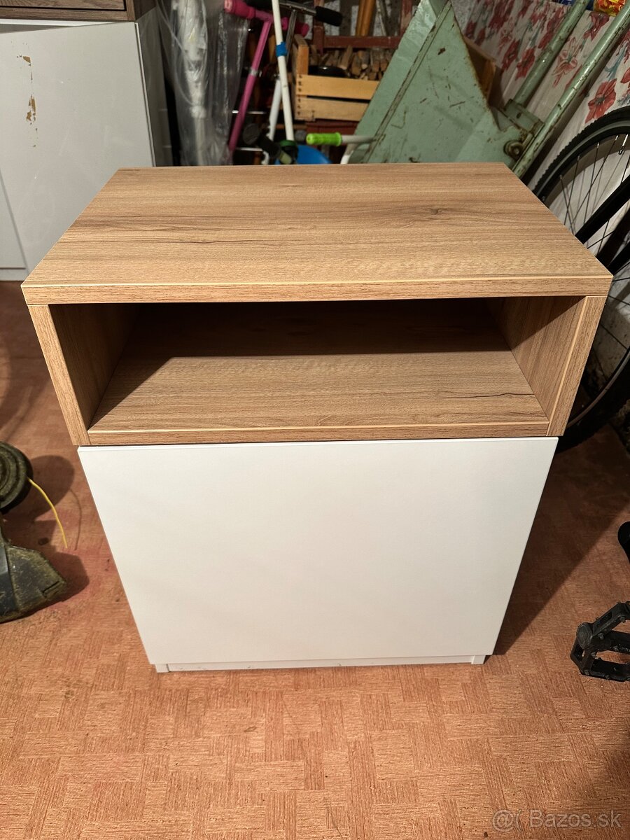 Nočný stolík