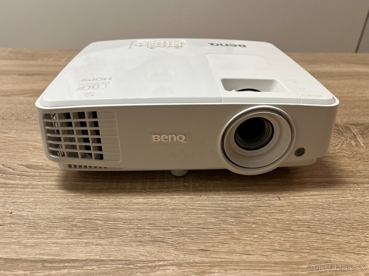 Predam DLP projektor BENQ MX528 LACNO