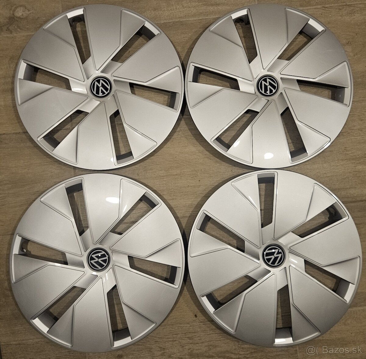 Originálne puklice VW - R18