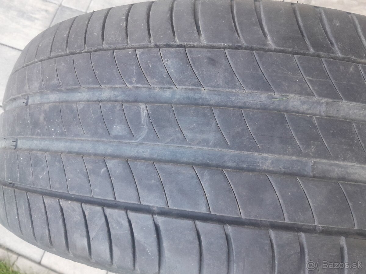 245/45 r19 michelin
