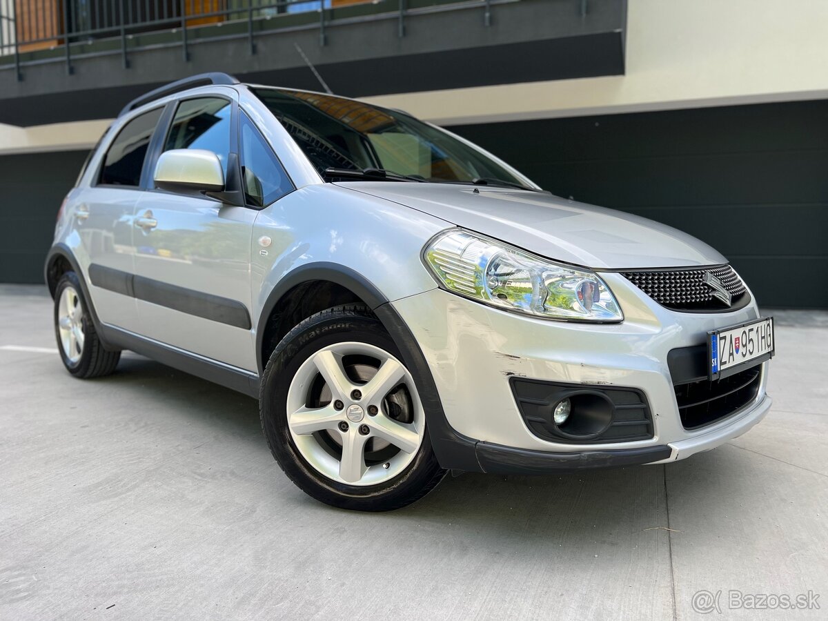 Suzuki SX4 1.5 GLX Urban Line