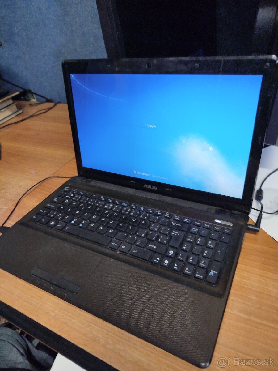 Predám Asus notebook - rezervované