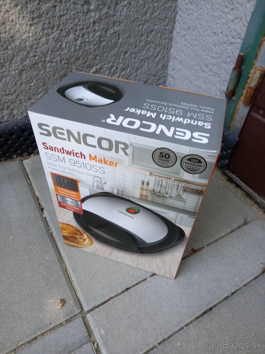 Sendvičovač Sencor SSM 9510SS