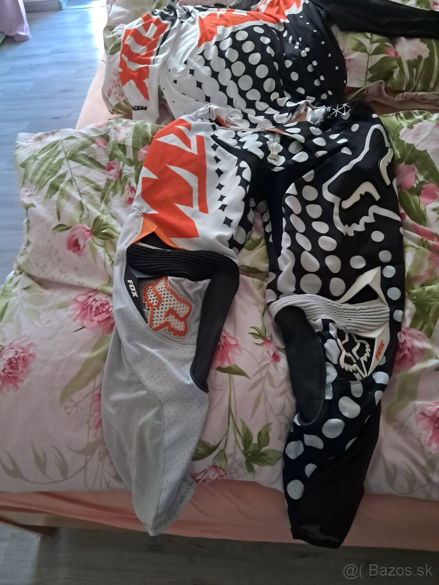 Predám oblečenie na enduro