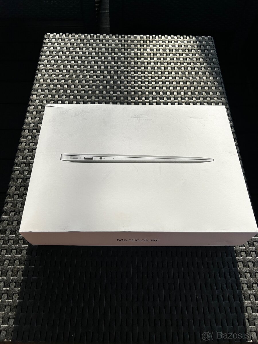 MacBook Air 13 early 2015