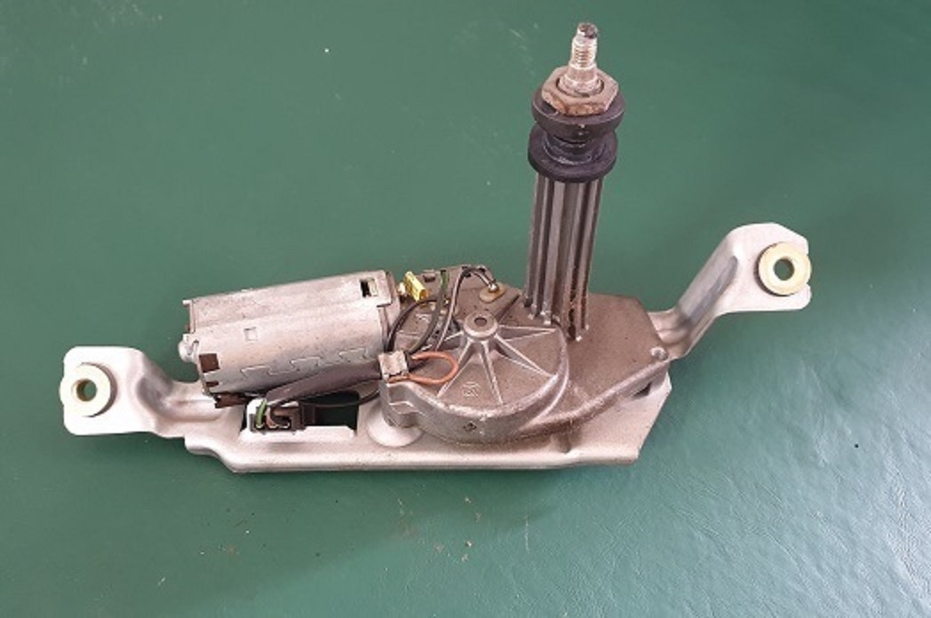 Motorček stierača zadný Seat Ibiza 6K6955713A