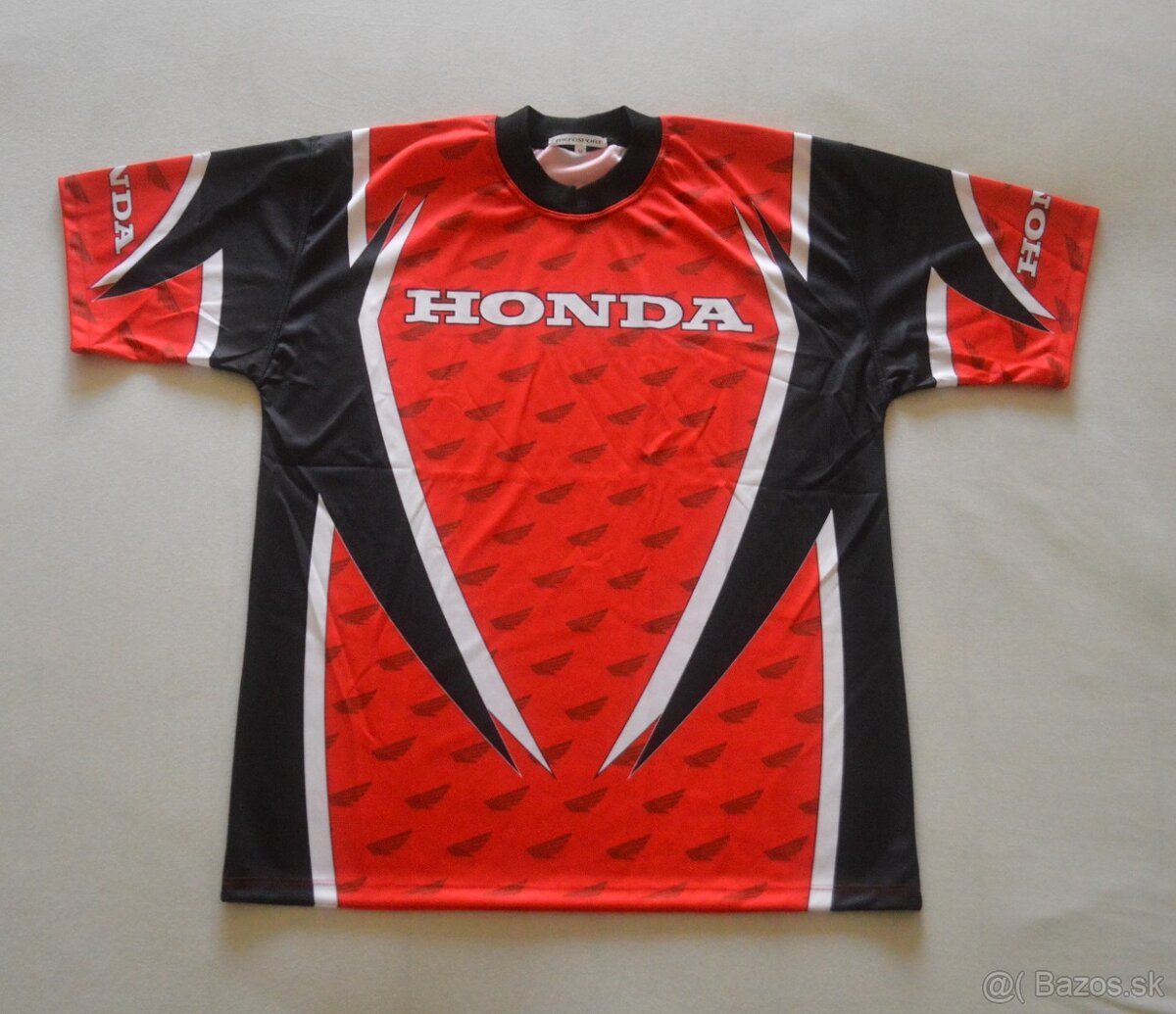 Honda kvalitné tričko triko červené cierne