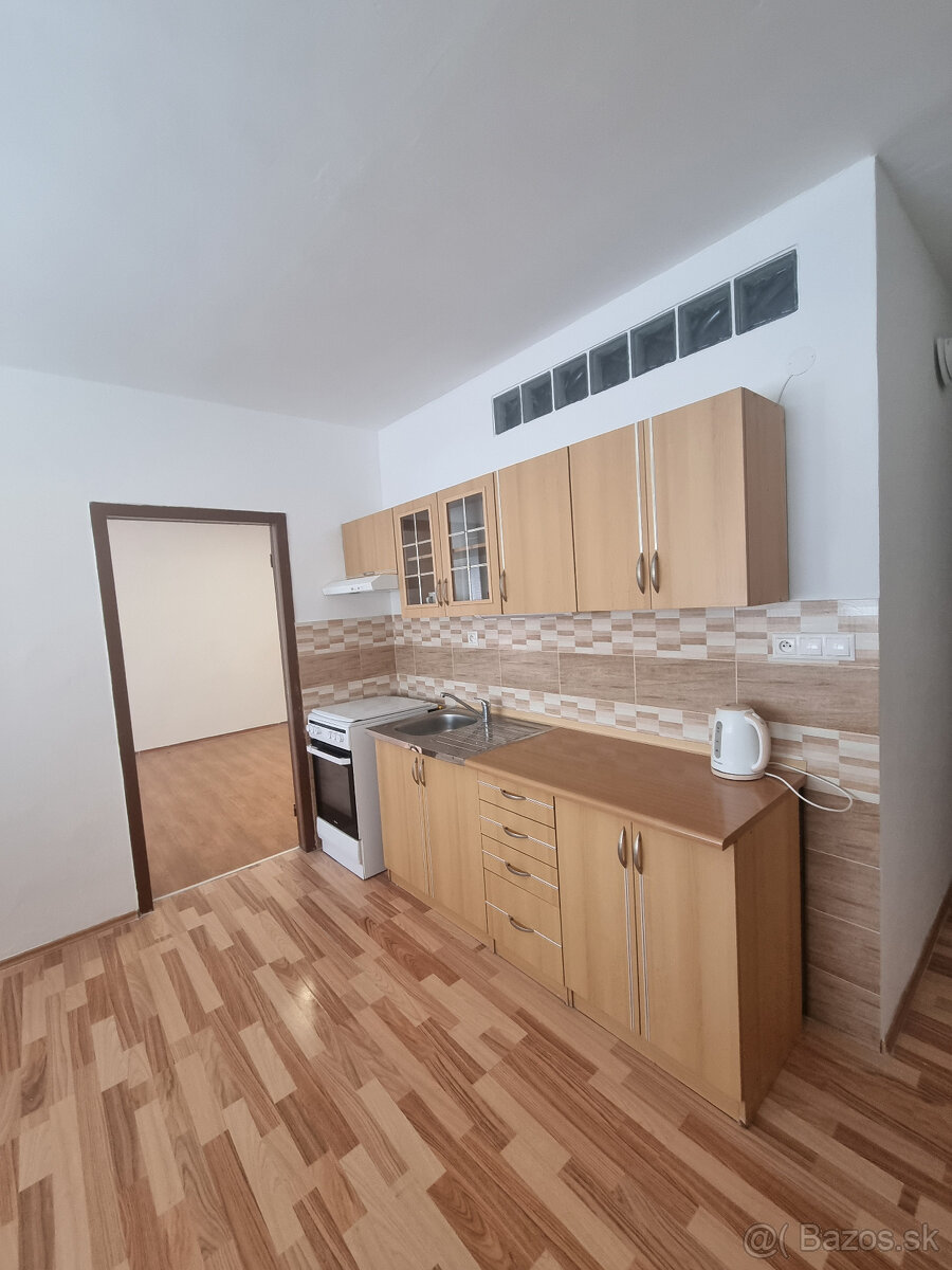 Na predaj byt 3+1 s balkónom a pivnicou v Skalici