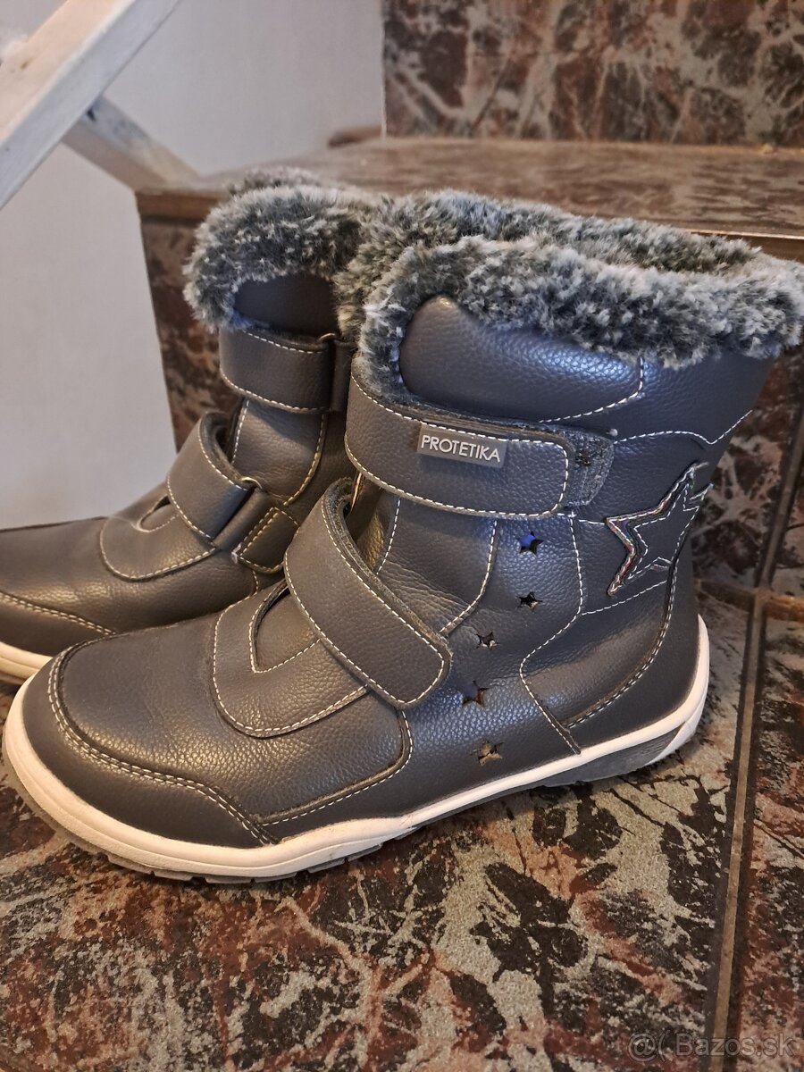 Protetika zimna obuv