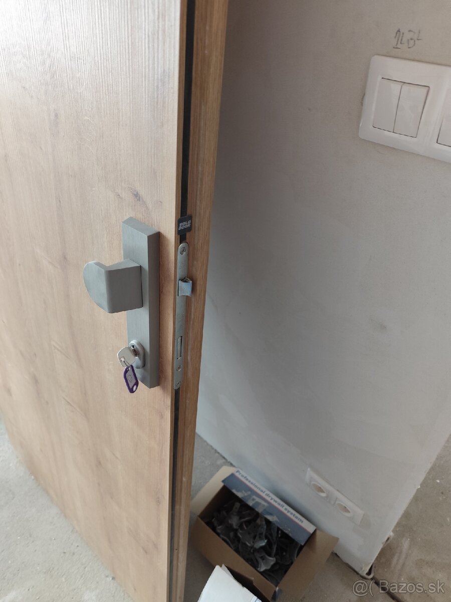 Vchodové bezpečnostne protipožiarne dvere