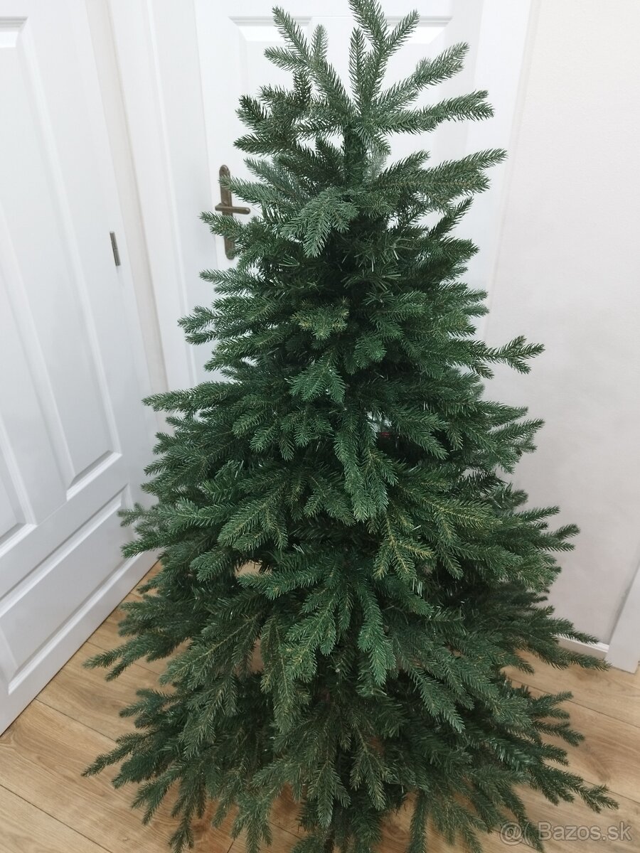 Vianočný stromček 3D, smrek horský, 150 cm