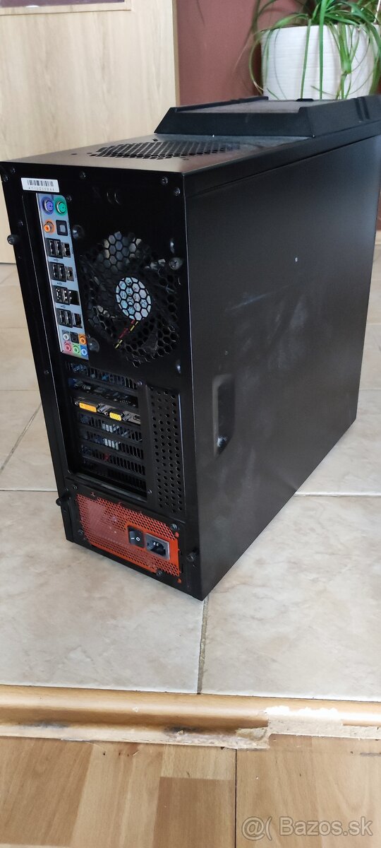 Retro PC z roku 2011