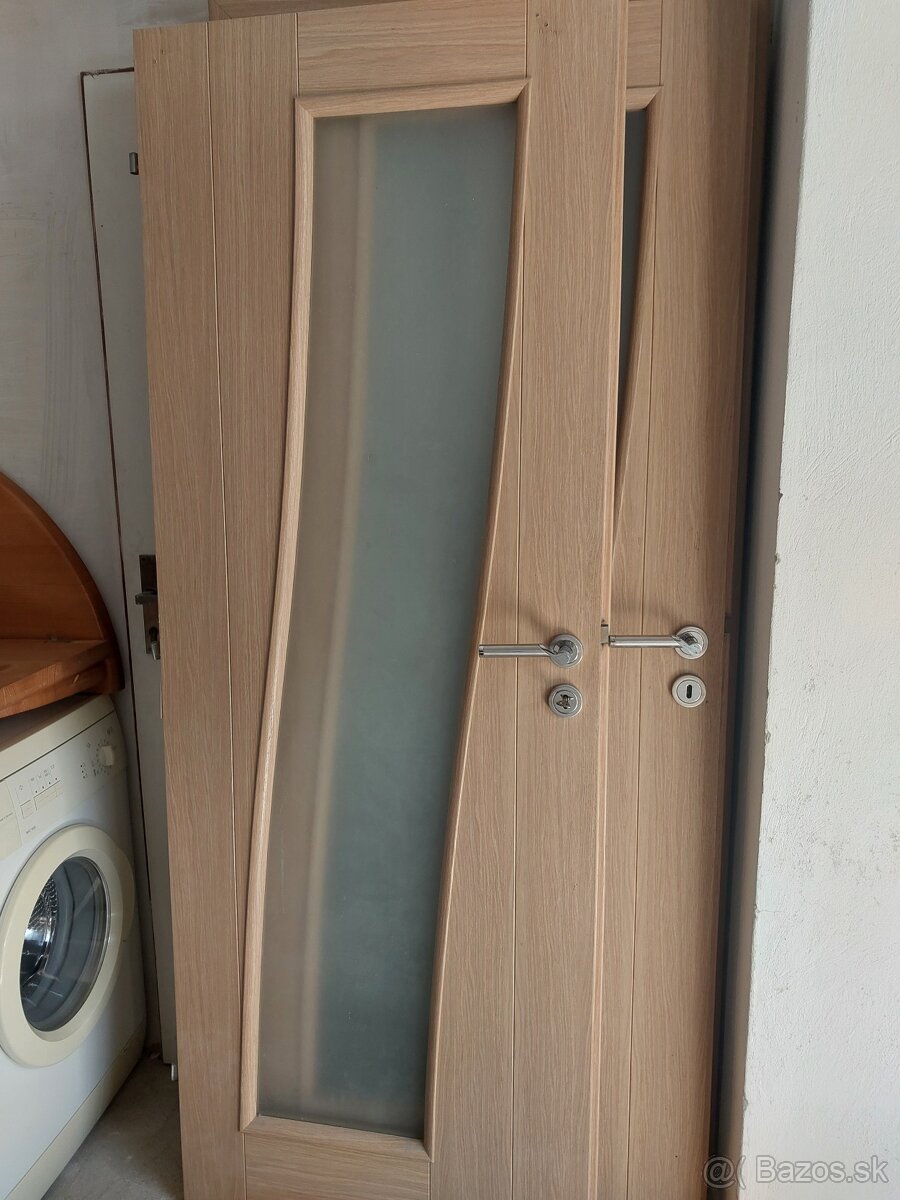 Predám interierove dvere 70L, 70P, 80P, dvojkrídlové 140