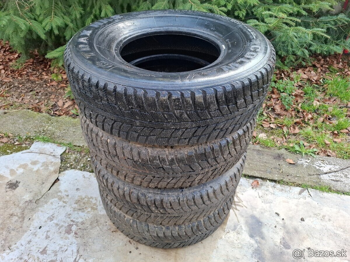 Colway C Trax NK2  255/75 31x10.50r15  Rok 38/14  Vzor 7-8mm