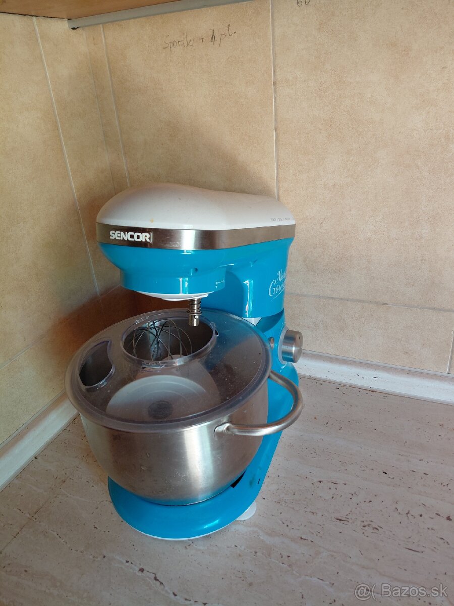 Senior- domáci robot