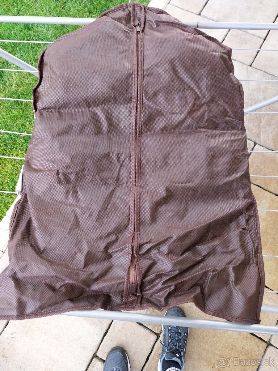 Oblek s košeľou a kravatou veľ. 98