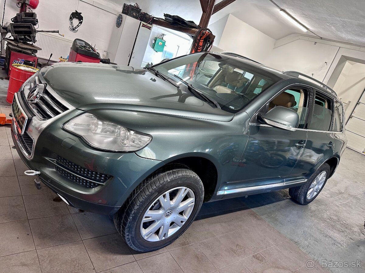 VW TOUAREG 3.0TDI 176kw - NÁHRADNÍ DÍLY