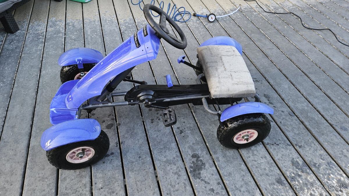 Ponúkam na predaj šlapaciu motokáru - šlapaciu káru
