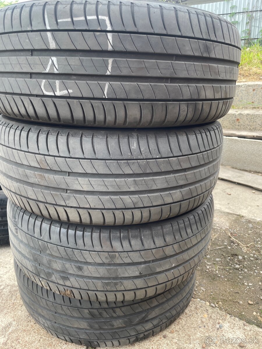 215/50 R18 michelin