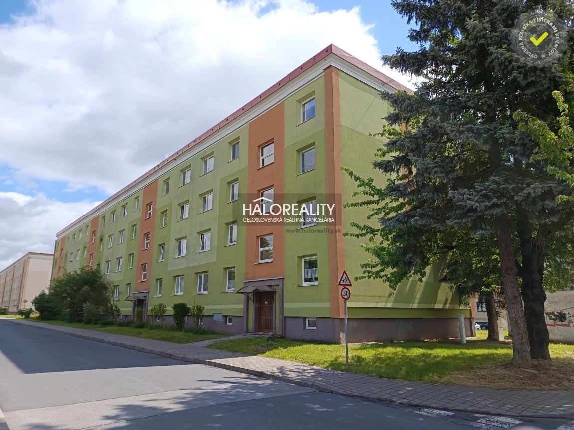 HALO reality - Predaj, trojizbový byt Detva, s lodžiou - EXK