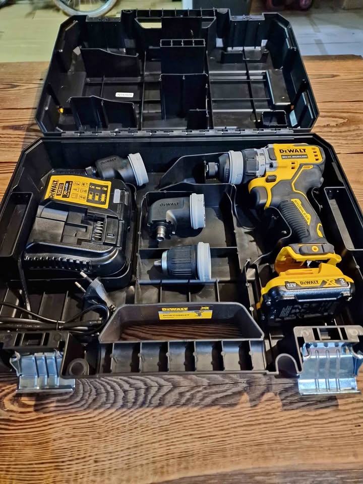 Zostava DeWalt DCD703 + kufor