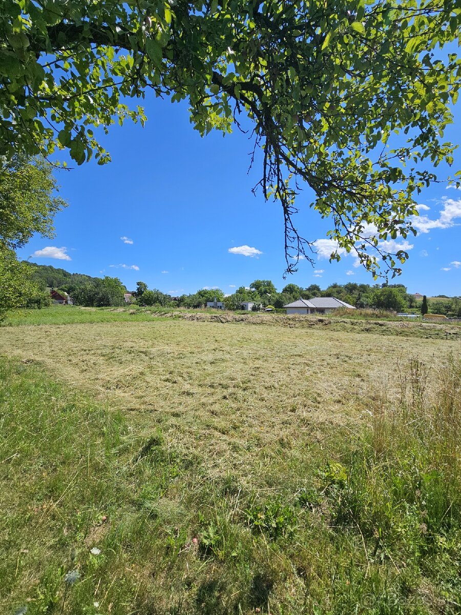 Stavebný pozemok 611m2