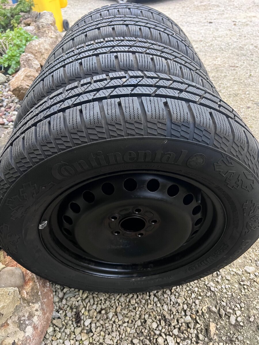 215/65 R16 Ford Kuga
