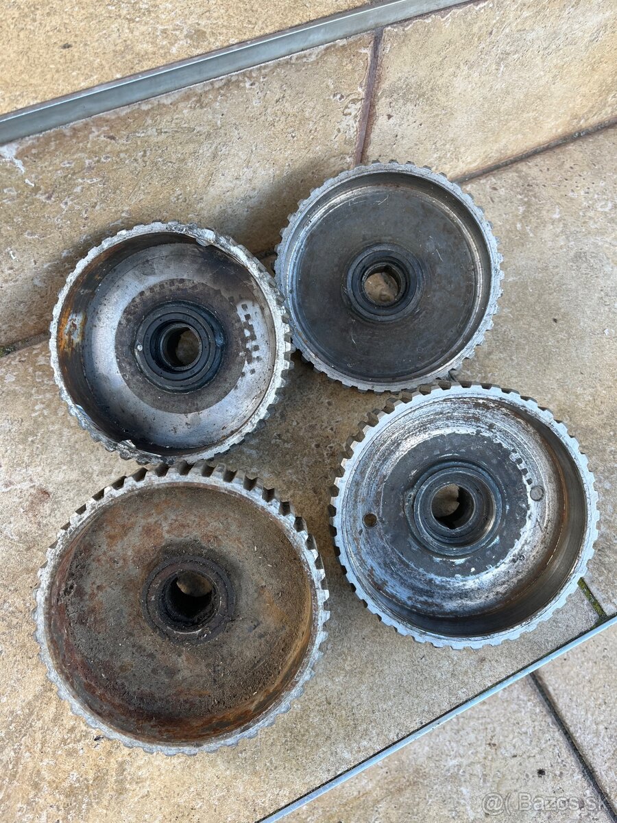 Dvojkového bubny Babetta 210