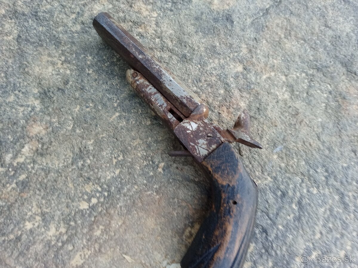 Lefosovy pištoľ dvojhlavnovy