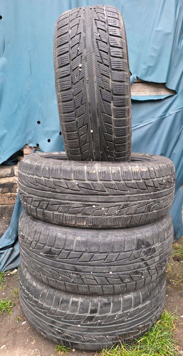 Ponúkame 4 zimné pneumatiky Nankang Snow 215/55 R17