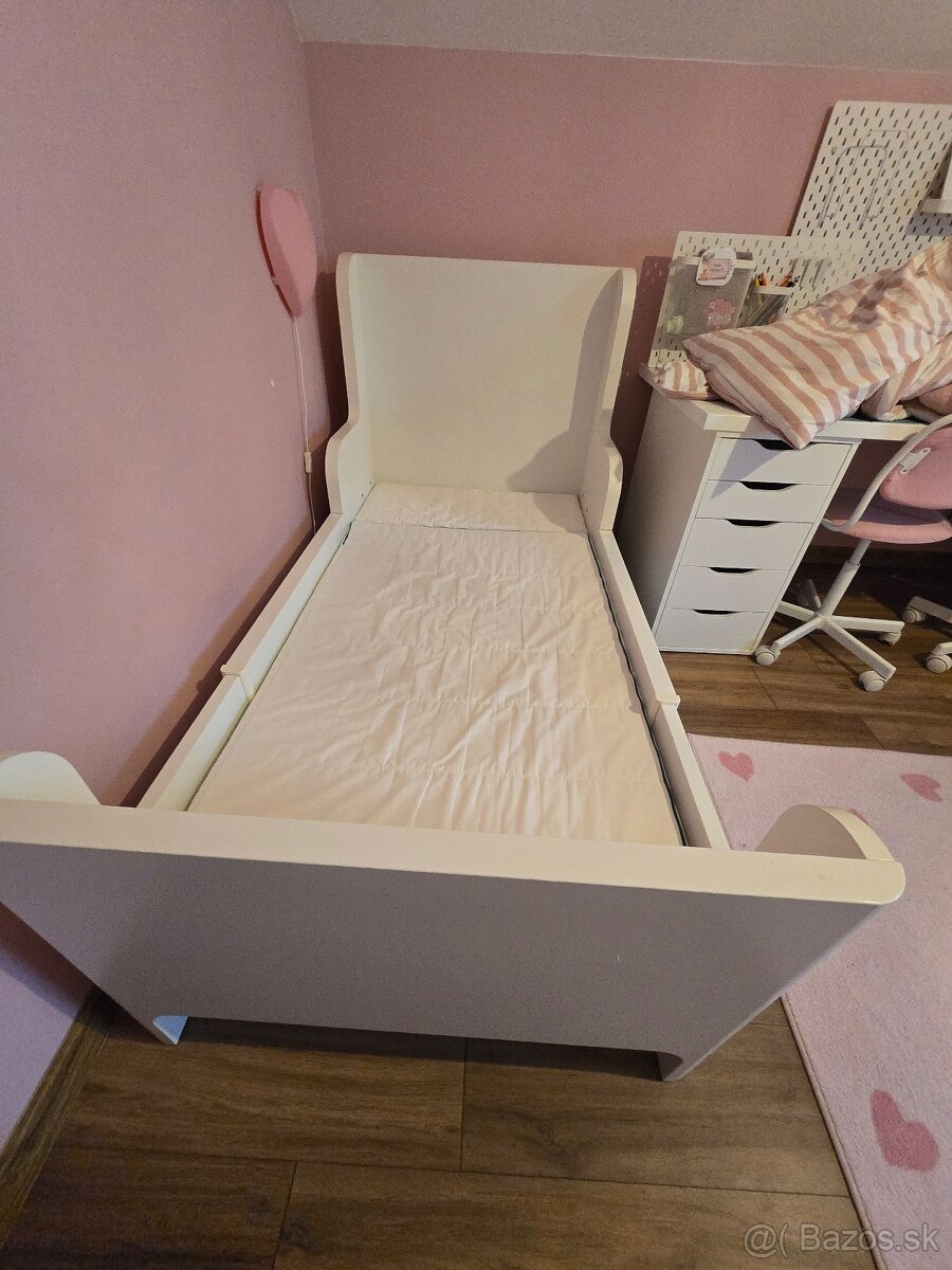 Predám detskú nastaviteľnú posteľ IKEA