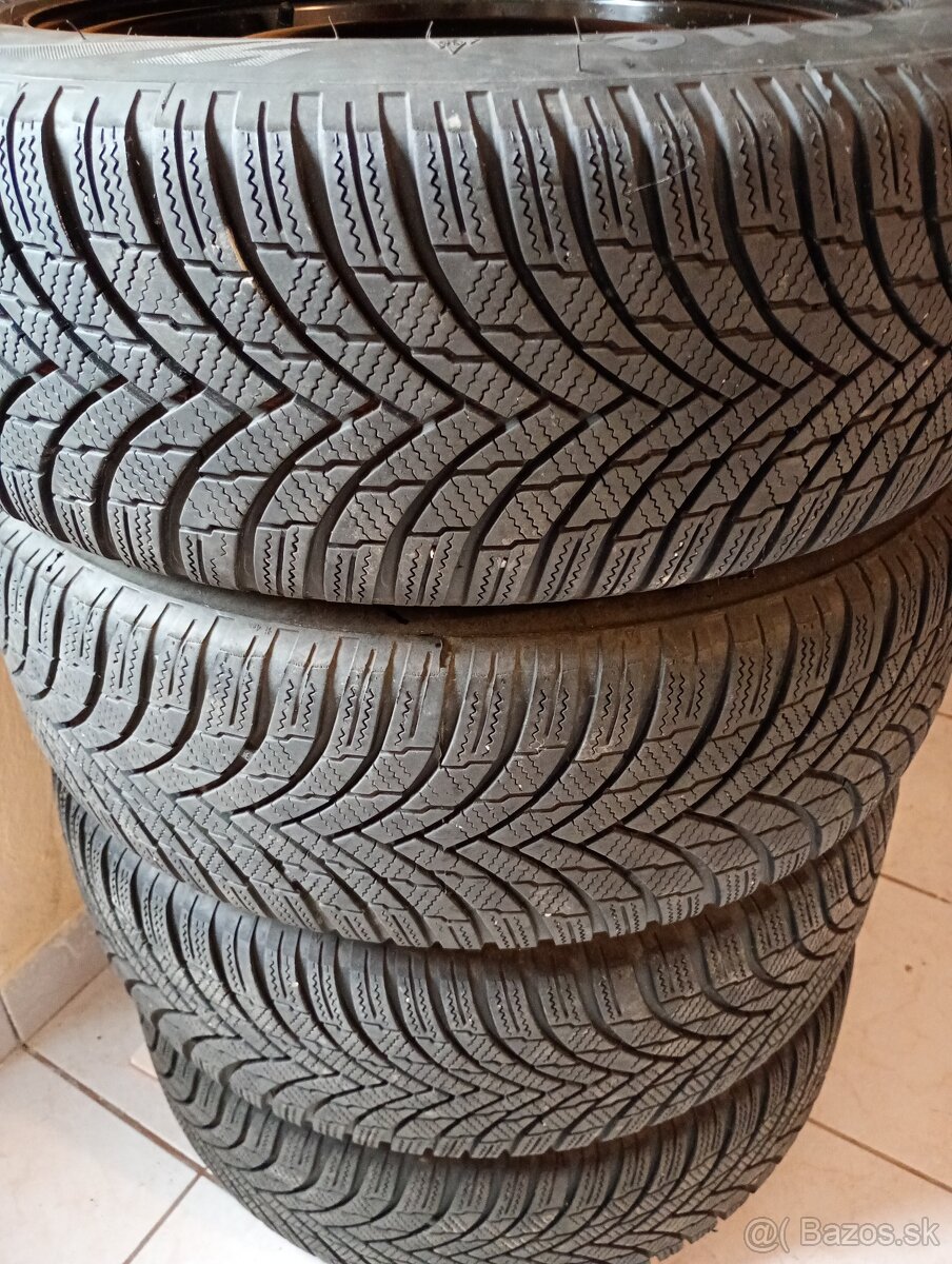 Predám zimné komplety